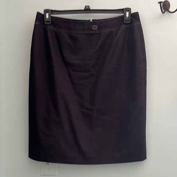 Suit - Picture 2 of 5